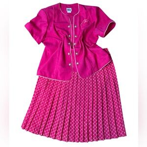 Leslie Faye Vintage Pink/White Pleated Skirt Set/Detachable Button Insert 22W